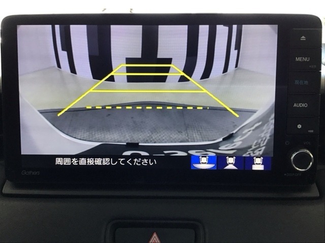 バックカメラ付きで後方の確認も安心です！スムーズな駐車・車庫入れをサポートいたします！