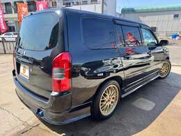 良質でお値打ちな車を取り揃えております。店頭にない車も注文を承りますのでお気軽にご相談下さい。