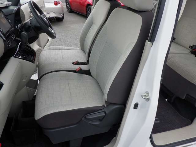 助手席シート