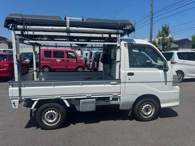 中部運輸局特定整備工場を持ってますので、アフターサービスもご安心頂けます。