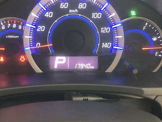 走行距離もまだ1万キロ台なので長くお乗り頂けますよ♪