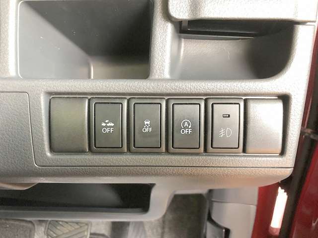 レーダーブレーキサポート搭載車です！衝突の可能性が高いとシステムが判断すると、自動で強いブレーキをかけ、衝突の回避または衝突時の被害軽減を図ります。