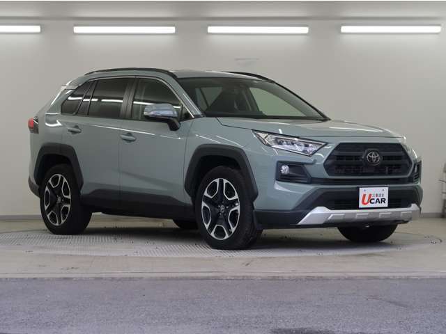 1994年に誕生した「RAV4」は、5ドアロングのみの4代目