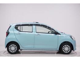 県内13店舗にて常時500台以上ダイハツ車を展示中です。見て、触って、納得のいく一台をぜひ見つけてください。