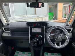メーターやシフトレバー、スイッチ位置など運転席回りの配置はしっくりいきたいものですね！まずは座ってチェックしてみてください♪