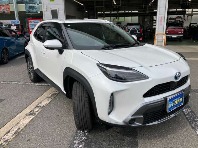 全国を飛び回り足で探した良質車！内装・外装・装備ともに申し分なし！自信をもってお勧めいたします！