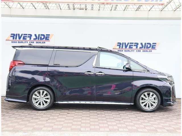 神奈川でお車を探すなら リバーサイド 。当店では在庫数800台展示中となります。残価設定型ゴジュッパローンをメインで販売しており月々のお支払いをお安く高年式車を乗りたい方へ是非ご検討ください。