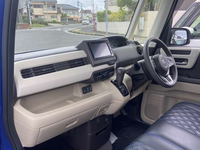 純正ナビ！フルセグTV！Bluetooth！バックカメラ！片側パワースライドドア！アダプティブクルーズコントロール！純正ドライブレコーダー！ホンダ N-BOX 入庫致しました★