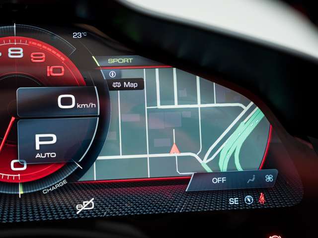 Apple Car Playが装備されています。