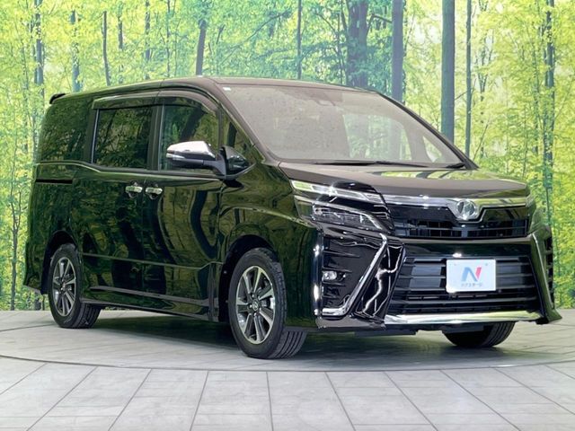 大好評のボディコーティング「弾スプラッシュコート」もご納車までに施工可能。通常のガラスコートと異なる、耐久年数6年の無機質ガラスコーティングが、ボディをキレイな状態に保ってくれます。