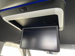 【後部座席操作部】『後部座席周辺の装備』の画像になります。写真の内容に関してご不明点、ご質問等がございましたらお気軽にガリバー店舗までお問い合わせください。