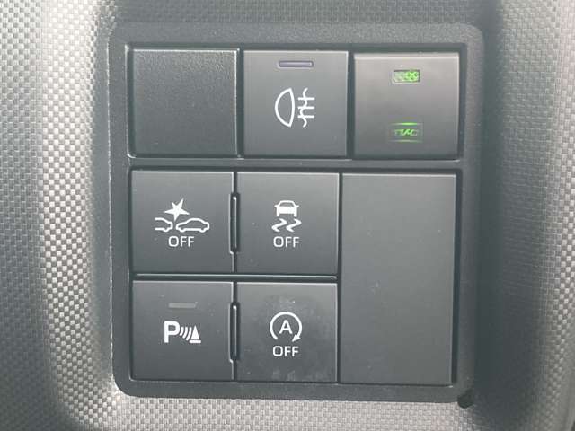 【運転席操作部】快適なドライブを楽しむための機能が装備されています！運転席から触れるので、使いやすいです！除菌プランいれていただくと、さらに清潔で安心していただけます！