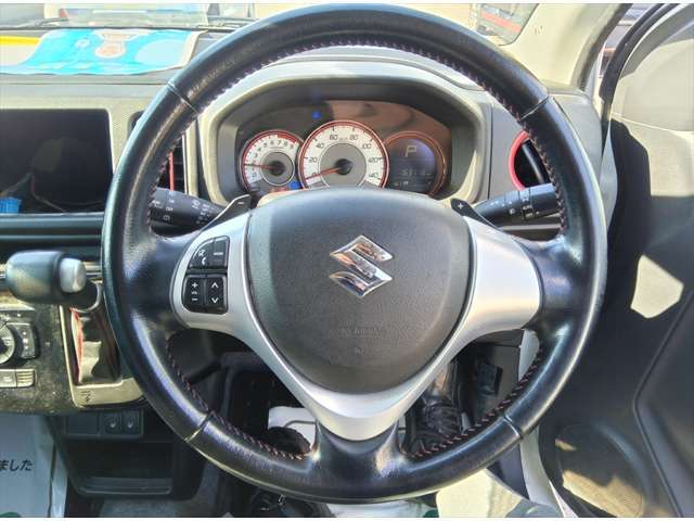 各メーカーの軽自動車をじっくり比較できるのも当店のポイントです！