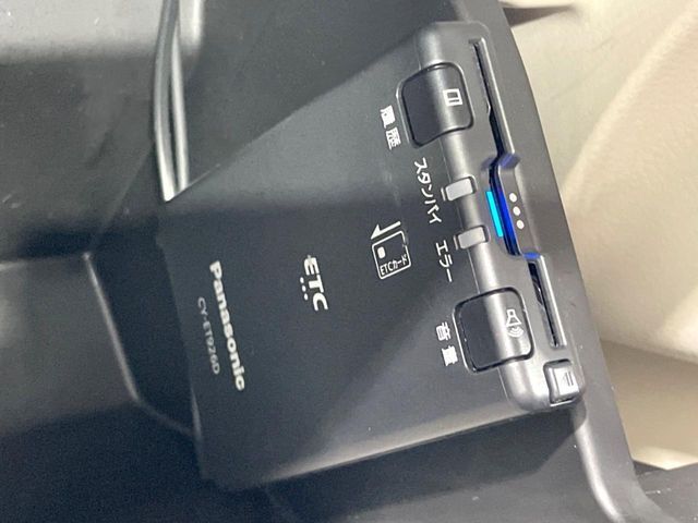 【ETC】高速道路の料金所をストレスなく通過！話題のスポットやサービスエリアに多い「スマートIC」利用時は必須のアイテムです。当店でセットアップを実施、ご納車当日からすぐにご利用いただけます！