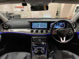 LIBERALAは、輸入車選びの新たなスタイルを提案するインポート・セレクト・ブランドです。オーナー様となる方がクルマから直接感じる感性を第一にした、最良の一台との出会いをコーディネートいたします。