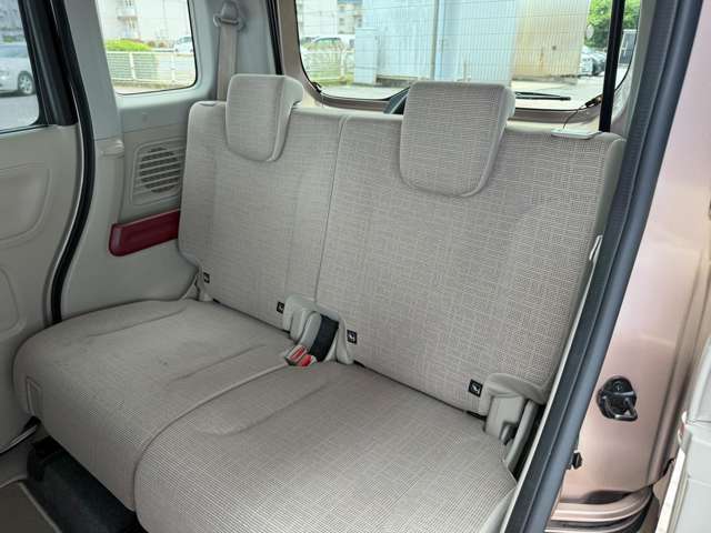 こちらの車には、日産U-CARSの基本保証として、ワイド保証がつきます。保証は、なんと一年間走行無制限。こちらの保証は、全国の日産販売会社で受けることができるので、安心です。