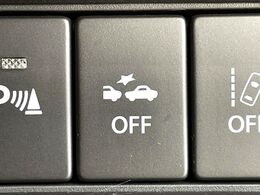 【スズキ　セーフティサポート】走行中に前方の車両等を認識し、衝突しそうな時は警報とブレーキで衝突回避と被害軽減をアシスト。より安全にドライブをお楽しみいただけます。