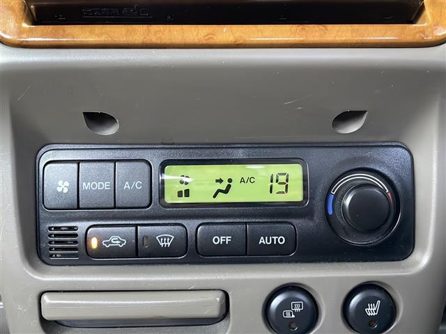店舗にて現車の確認もいただけますので、お電話で在庫のご確認の上、是非ガリバー黒部店までご来店くださいませ！！！