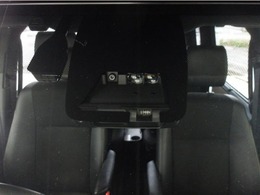 サポカーは、高齢運転者を含めたすべてのドライバーによる交通事故の発生防止・被害軽減対策の一環として、国が推奨する新しい自動車安全コンセプトです。詳しくは販売店スタッフまでおたずねください。