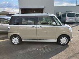 ■当社は全車に安心の支払総額表示！購入の際に必要な手数料や税金も明記してありますので、ご予算に合わせての検討が可能です。（支払総額は当社所定管轄区内に限ります）■