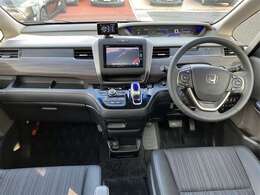 外装はもちろん、内装からエンジンルームまで徹底的にクリーニングしております！