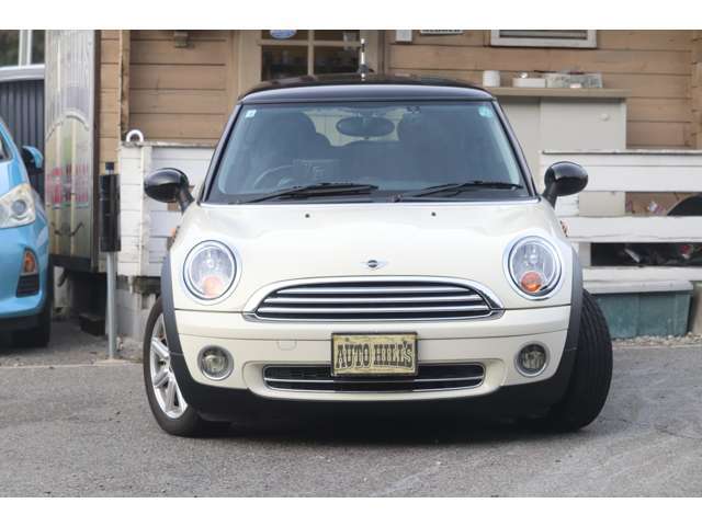 フロント回り綺麗な状態です。当店ホームページの動画を見て頂きますと漏れなく希望ナンバーお付けいたします。