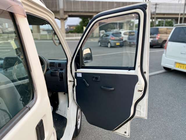 お手頃価格の軽自動車からコンパクトカー・ミニバンなど多彩なラインナップでお客様をお待ちしております！
