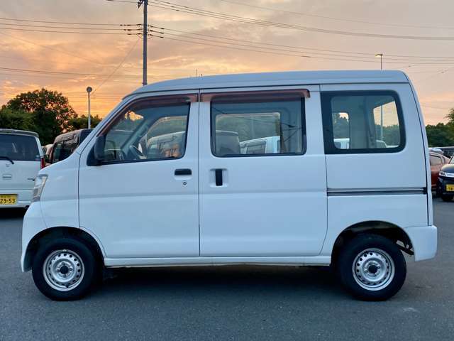 お客様のご希望のお車お探し致します！全国オートオークションにてご希望のお車をお探し可能です！まずはお気軽にお問い合わせ下さい！