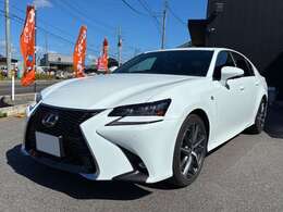 禁煙車で内外装がとてもきれいなレクサスGSが入庫しました！しっかりと整備された1台ですので安心してお乗りいただけます。現車確認にお越しの際はお手数ですが事前にご連絡頂きます様お願いいたします！