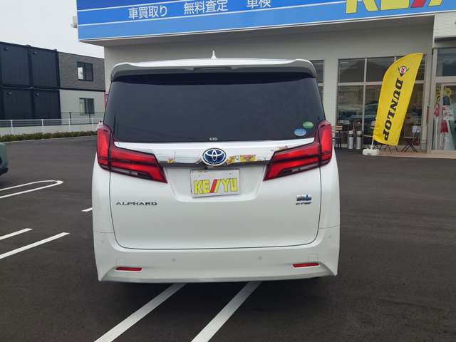公的機関「（財）日本自動車査定協会」の基準を採用。日本オートオークション協議会「走行距離管理システム」で距離に不正が無いかもチェック済みです。