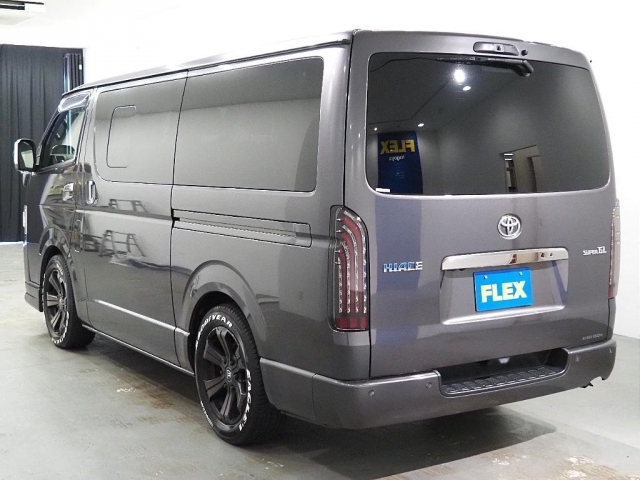 【R2年式/DARKPRIMEII/ディーゼルターボ/2WD】ベッドキッド装着♪ダブルモニター♪【全国納車可能】