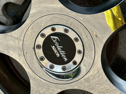 【StichEvolution17インチアルミ】装備。