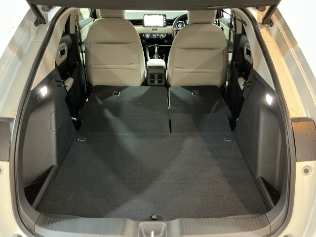 ご家族でもご来店お待ちしております。ご両親の見えるところにキッズスペースをご用意致しております。ぬりえやお菓子のご用意もございますので、お気軽にお立ち寄りください。