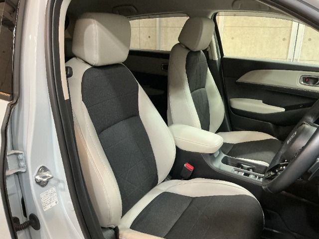 ディーラー整備士による納車前整備とアフターサービスは当店でお求めいただくのメリットのひとつです。