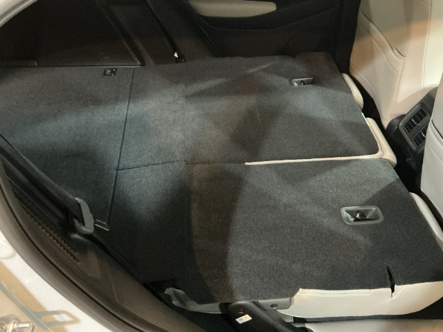 指定工場併設で末永く品質を保ちます。12ヶ月点検や車検はもちろんのこと、国家資格整備士によるお車のアドバイスも致します。