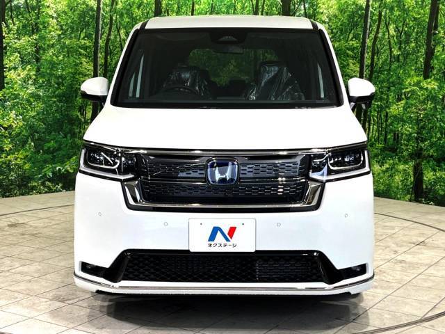 弊社では、全車『修復歴なし』のお車のみ取り扱っております。専任バイヤーによる厳選した仕入れの後、入庫後の車両チェックを行い、ネクステージが認定した高品質な中古車をご提供しております。