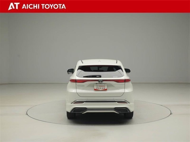 『TOYOTA認定中古車』は「まるごとクリーニング」で綺麗な内外装、「車両検査証」はプロによるチェック、買ってからも安心の「ロングラン保証」、3つの安心安全を標準装備したトヨタのブランドU-Carです