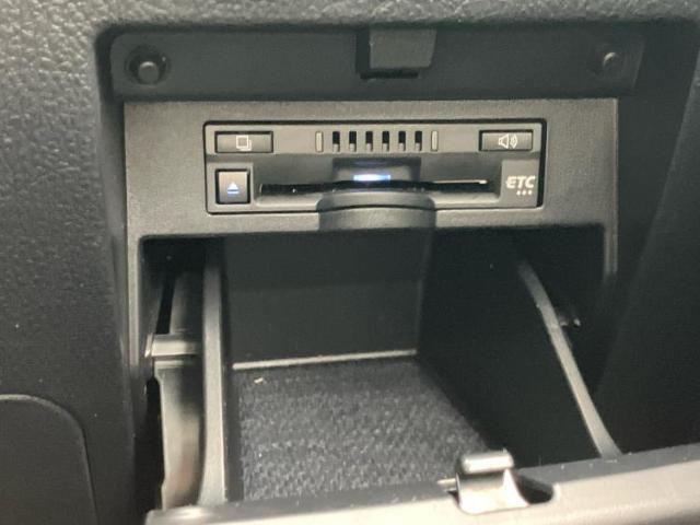 お車に合わせて無料保証以外にも、保証範囲、期間、距離を拡充させた有料保証もご用意しております！中古車の購入が初めてで不安・・・というお客様もご安心ください！