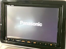 【純正ナビ】人気の純正ナビを装備。オーディオ機能も充実しており、Bluetooth接続すればお持ちのスマホやMP3プレイヤーの音楽を再生可能！毎日の運転がさらに楽しくなります！！