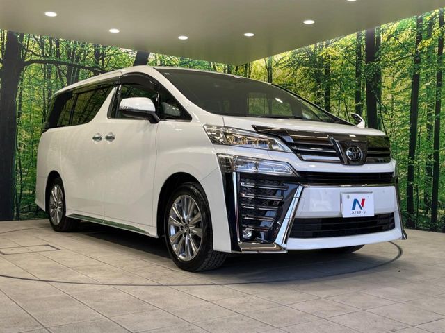 大好評のボディコーティング「弾スプラッシュコート」もご納車までに施工可能。通常のガラスコートと異なる、耐久年数6年の無機質ガラスコーティングが、ボディをキレイな状態に保ってくれます。