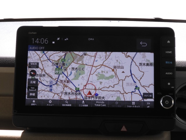 ◆ホンダ純正9インチメモリーナビ（LXU-242NBi)が装着されています。◆初めての場所もナビゲーションがご案内！楽しい旅行をサポートします。