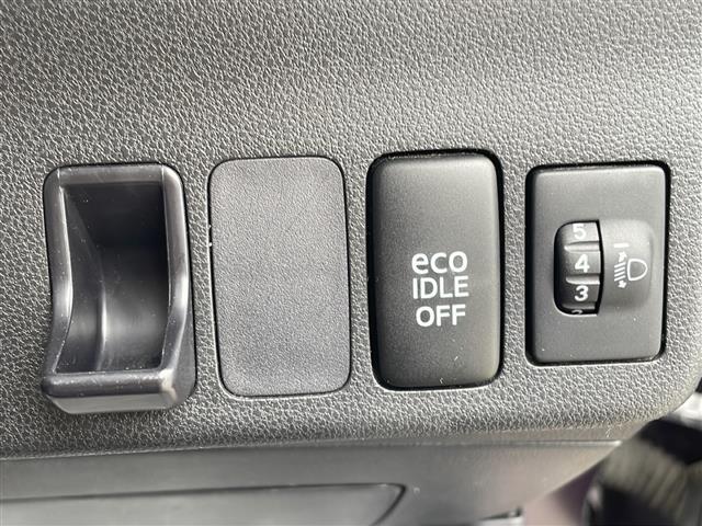 【運転席操作部】快適なドライブを楽しむための機能が装備されています！運転席から触れるので、使いやすいです！除菌プランいれていただくと、さらに清潔で安心していただけます！