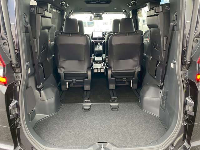 ご納車前のボディガラスコーティングやポリマーコーティングも専門の業者が常駐しておりクオリティの高いコーティングを低価格にてご提供しております♪当店のコーティングは話題のエシュロンガラスコーティング☆