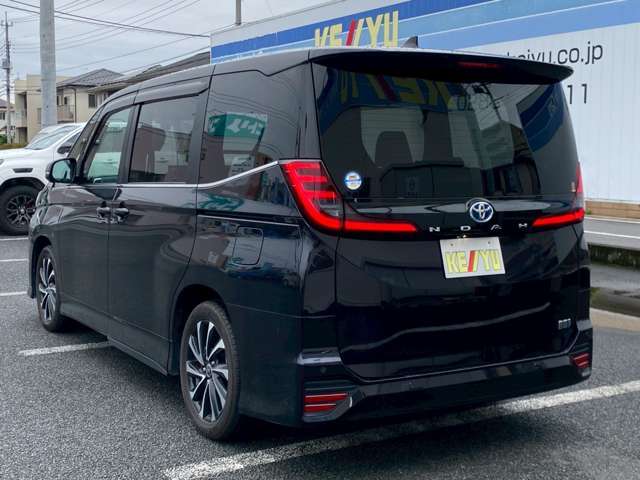 当社の展示車は全車両に車両状態説明書を掲示しております。修復歴の有無は勿論、ドア等の外板の交換歴の有無までも表示☆口頭説明では無く書面にてお渡ししております☆