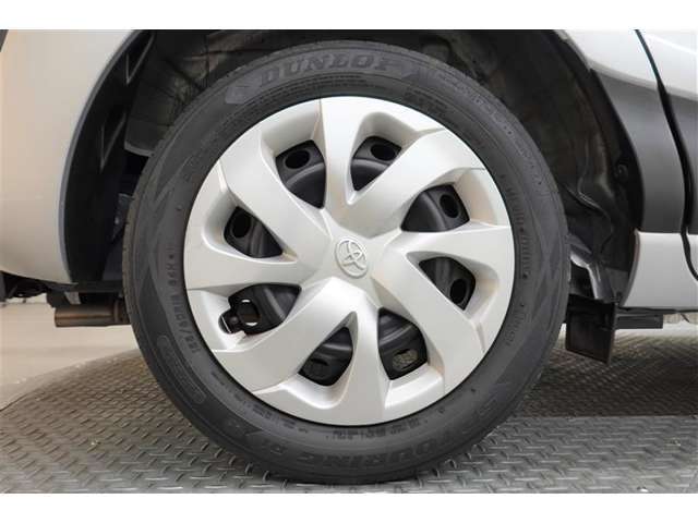 タイヤサイズ　185/60R15