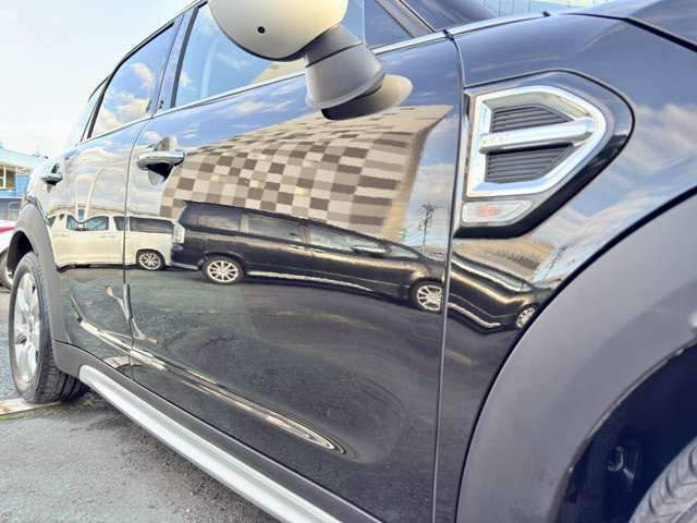 修復歴はもちろん、鈑金塗装歴や外装の交換歴も御座いません！