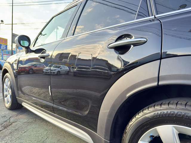 修復歴はもちろん、鈑金塗装歴や外装の交換歴も御座いません！