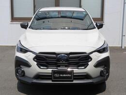 立体的で力強いフロントフェイス☆引き締まったボディと張り出したフェンダー☆スピード感のある鋭いシェイプ☆