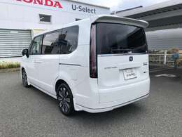 気になるお車があれば是非お問い合わせください。ご来店納車、ご自宅への配送納車等お客様のご都合に合わせたご対応をさせていただきます。