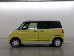 両側パワースライドドア付きだから、狭い駐車スペースなどでの 乗り降りラクラク！小さなお子さまのいるご家庭には嬉しい装備。